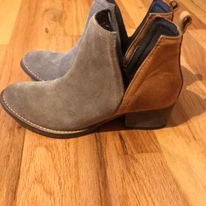 Diba leather ankle boots